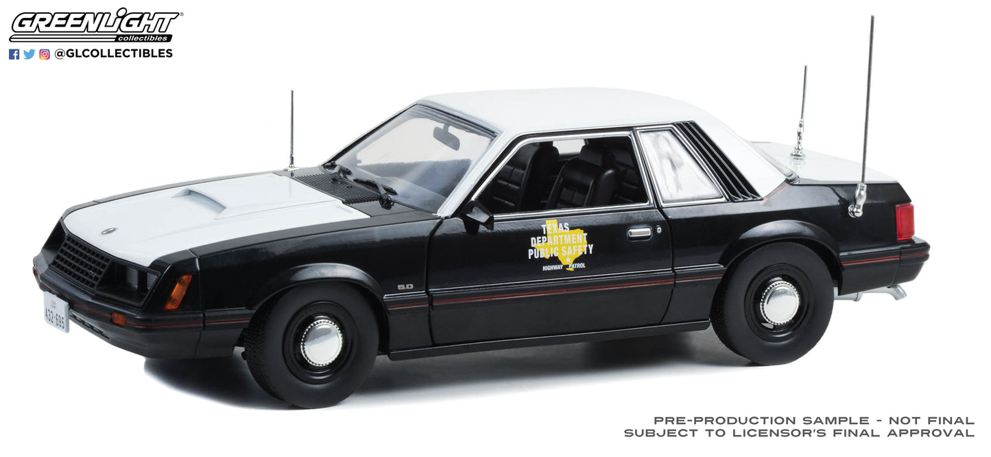 GreenLight 1:18 1982 Ford Mustang SSP - Texas Department of Public Safety 13602