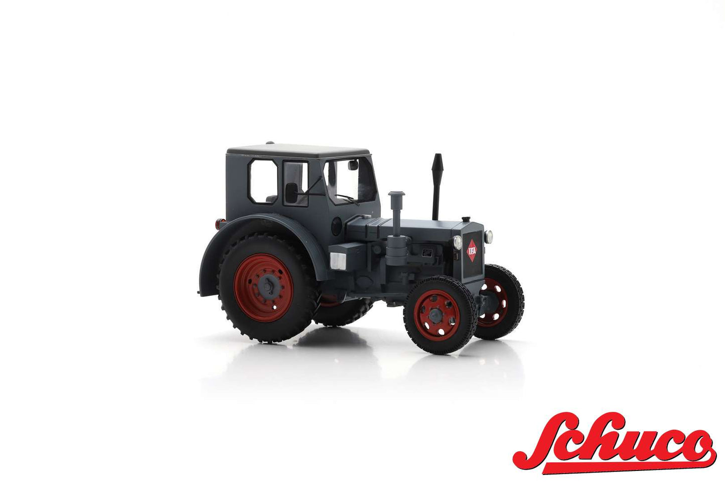 Schuco 1:32 IFA RS-01 Pionier Tractor 450930300