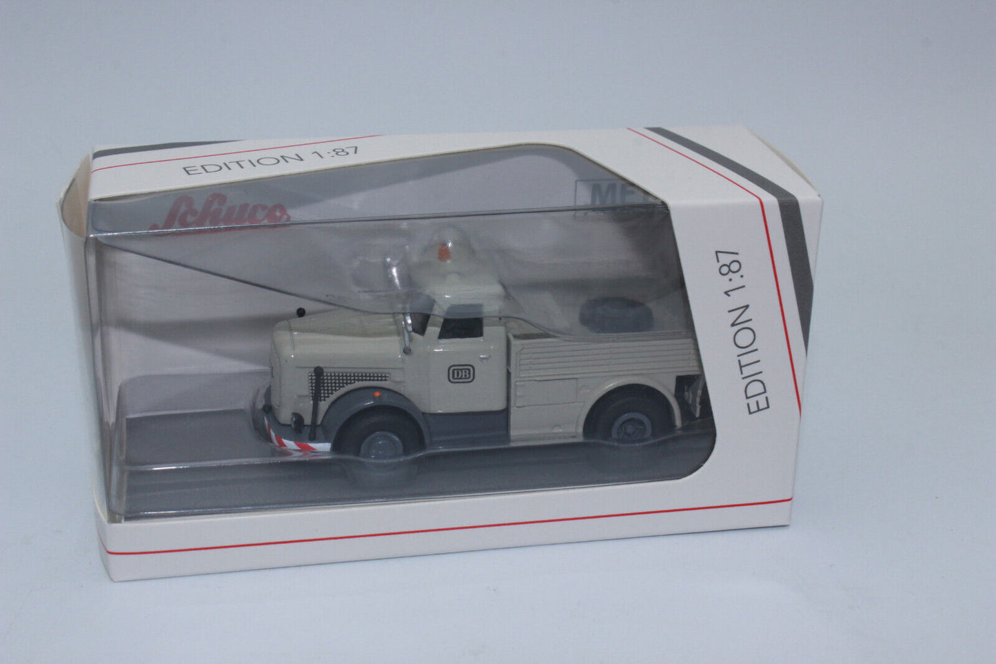 Schuco 1:87 Kaelble K632 Heavy-Load Truck Deutsche Bundesbahn 452668400