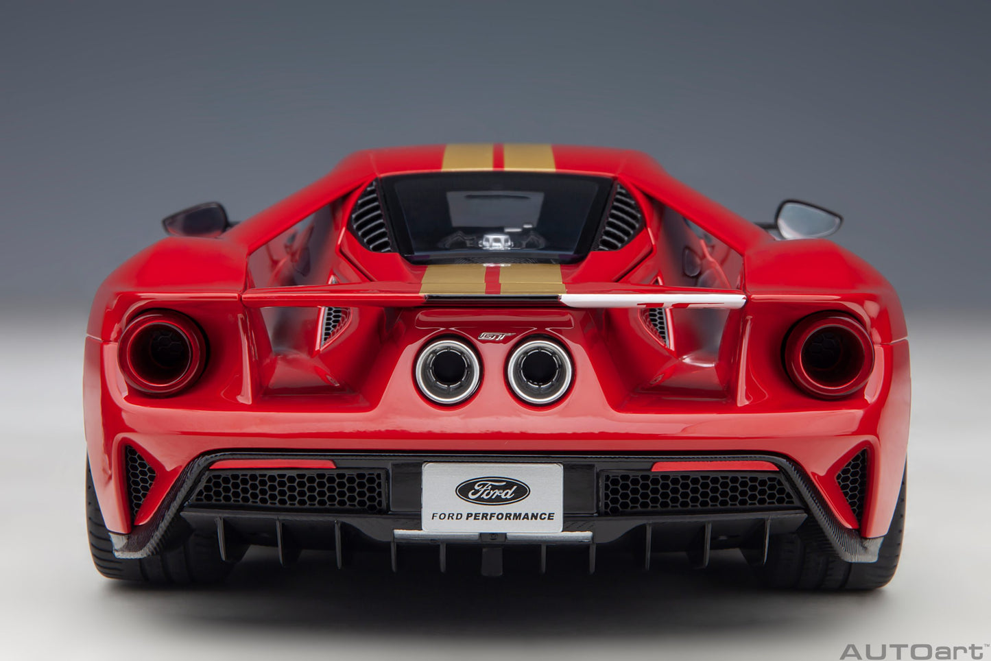 AUTOart 1:18 Ford GT #16 2022 Alan Mann Heritage Edition (Alan Mann Red) 72927
