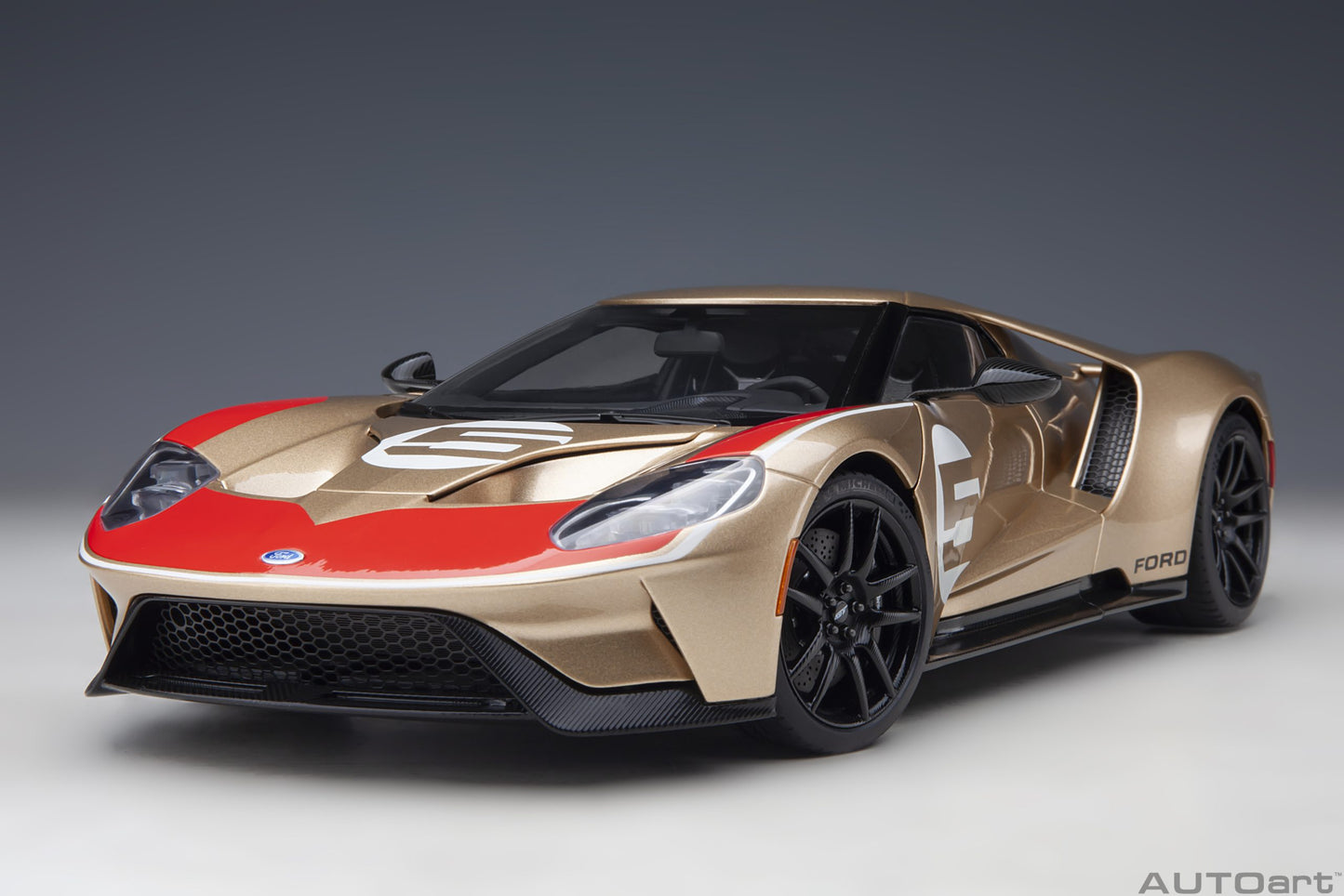AUTOart 1:18 Ford GT #5 2022 Holman Moody Heritage Edition (Holman Woody Gold) 72928