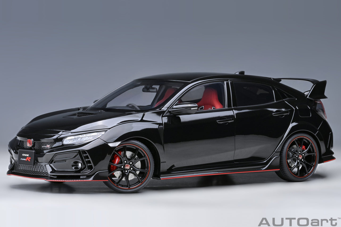 AUTOart 1:18 Honda Civic Type R (FK8) 2021 (Crystal Black Pearl) 73222