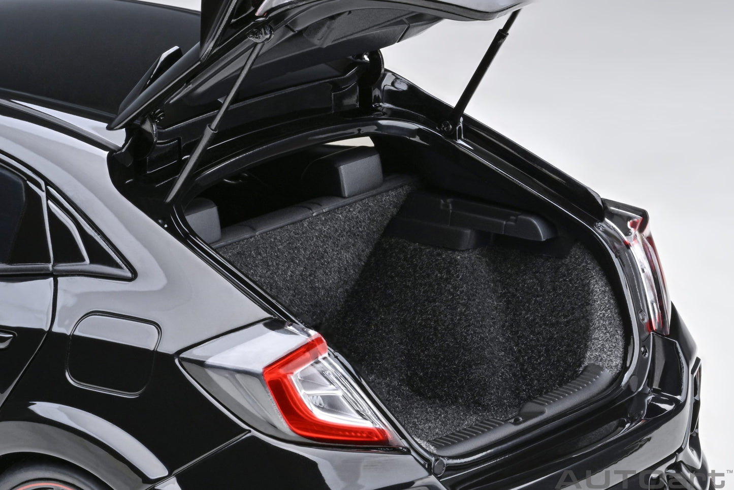 AUTOart 1:18 Honda Civic Type R (FK8) 2021 (Crystal Black Pearl) 73222
