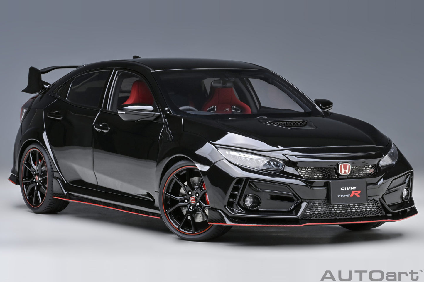 AUTOart 1:18 Honda Civic Type R (FK8) 2021 (Crystal Black Pearl) 73222