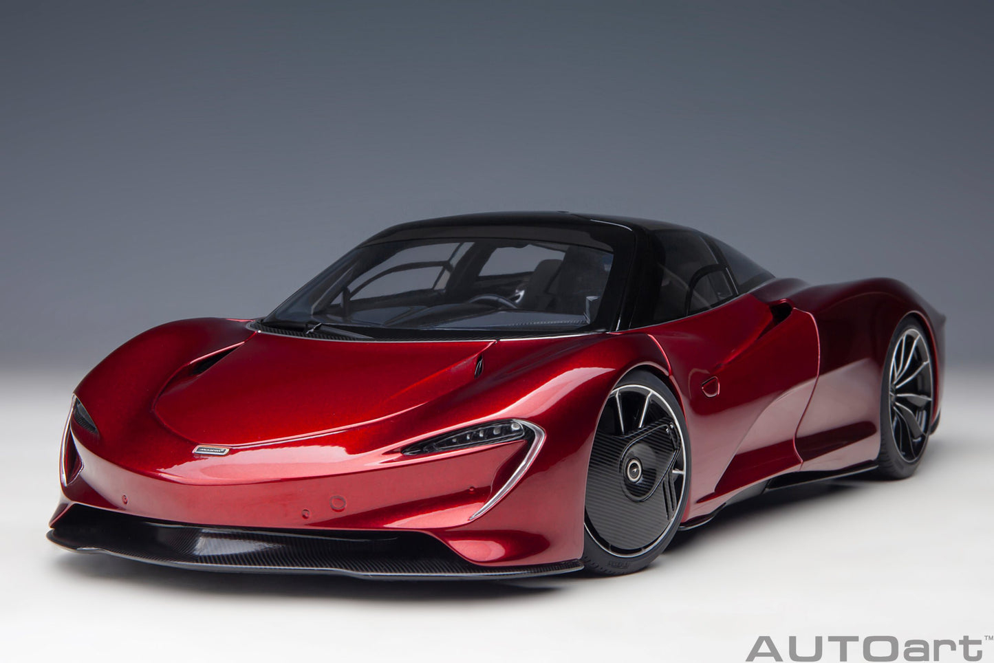 AUTOart 1:18 McLaren Speedtail (Volcano Red) 76087