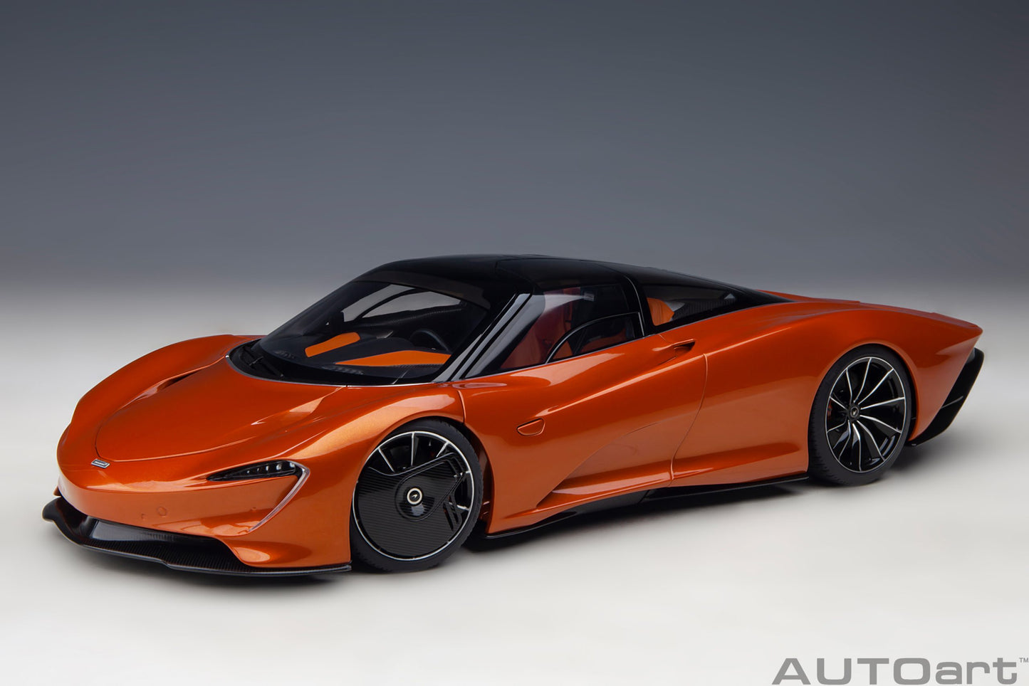 AUTOart 1:18 McLaren Speedtail (Volcano Orange) 76088