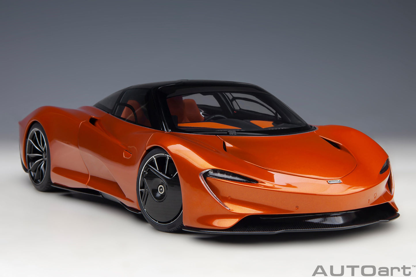 AUTOart 1:18 McLaren Speedtail (Volcano Orange) 76088