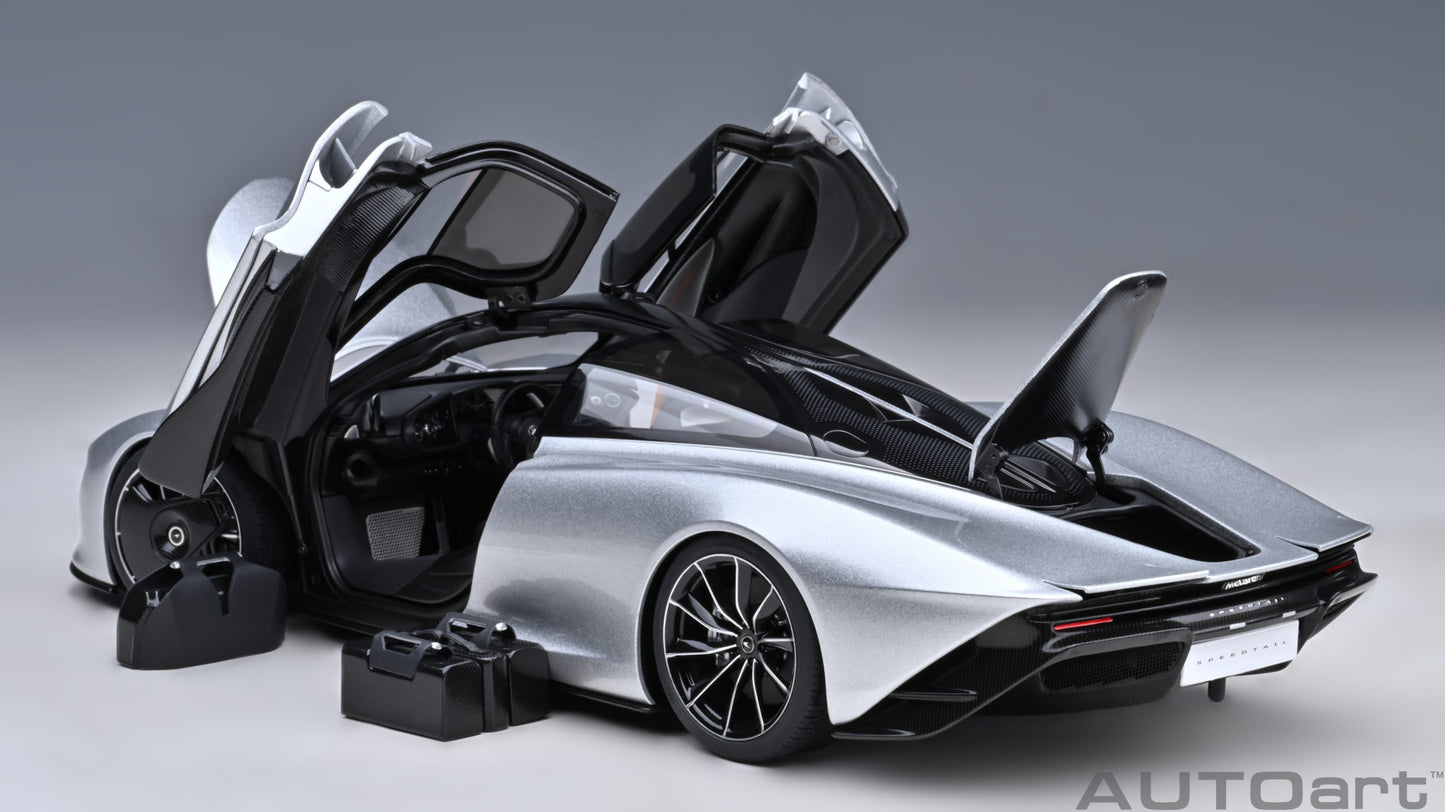 AUTOart 1:18 McLaren Speedtail (Supernova Silver) 76090