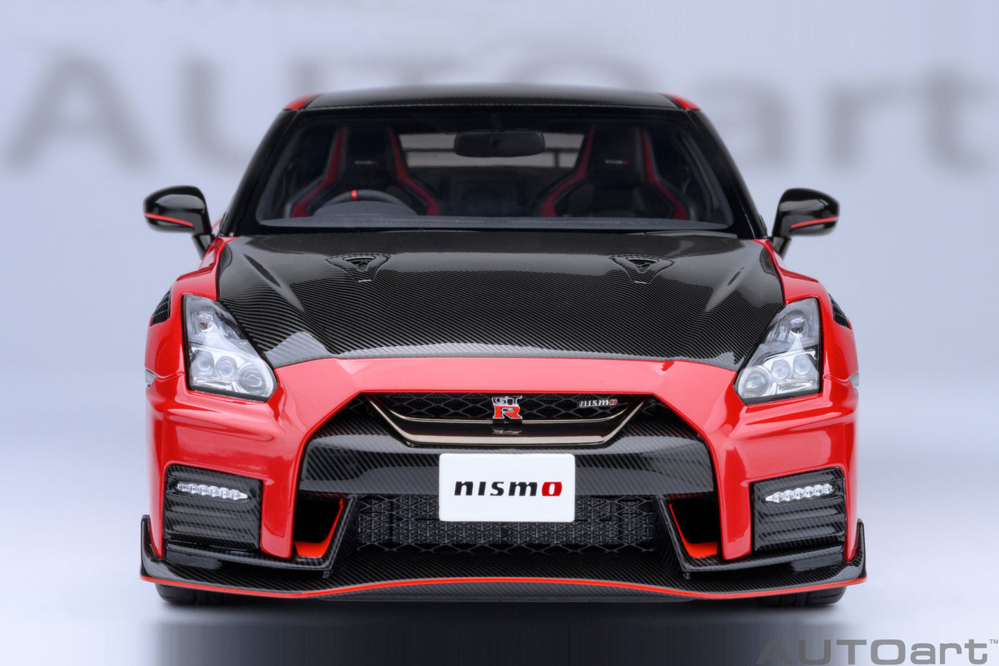 AUTOart 1:18 Nissan GT-R (R35) Nismo 2022 Special Edition (Vibrant Red) 77502