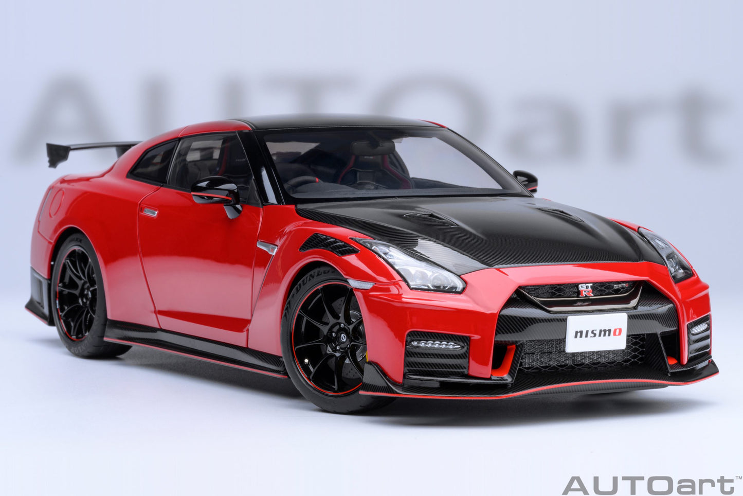 AUTOart 1:18 Nissan GT-R (R35) Nismo 2022 Special Edition (Vibrant Red) 77502