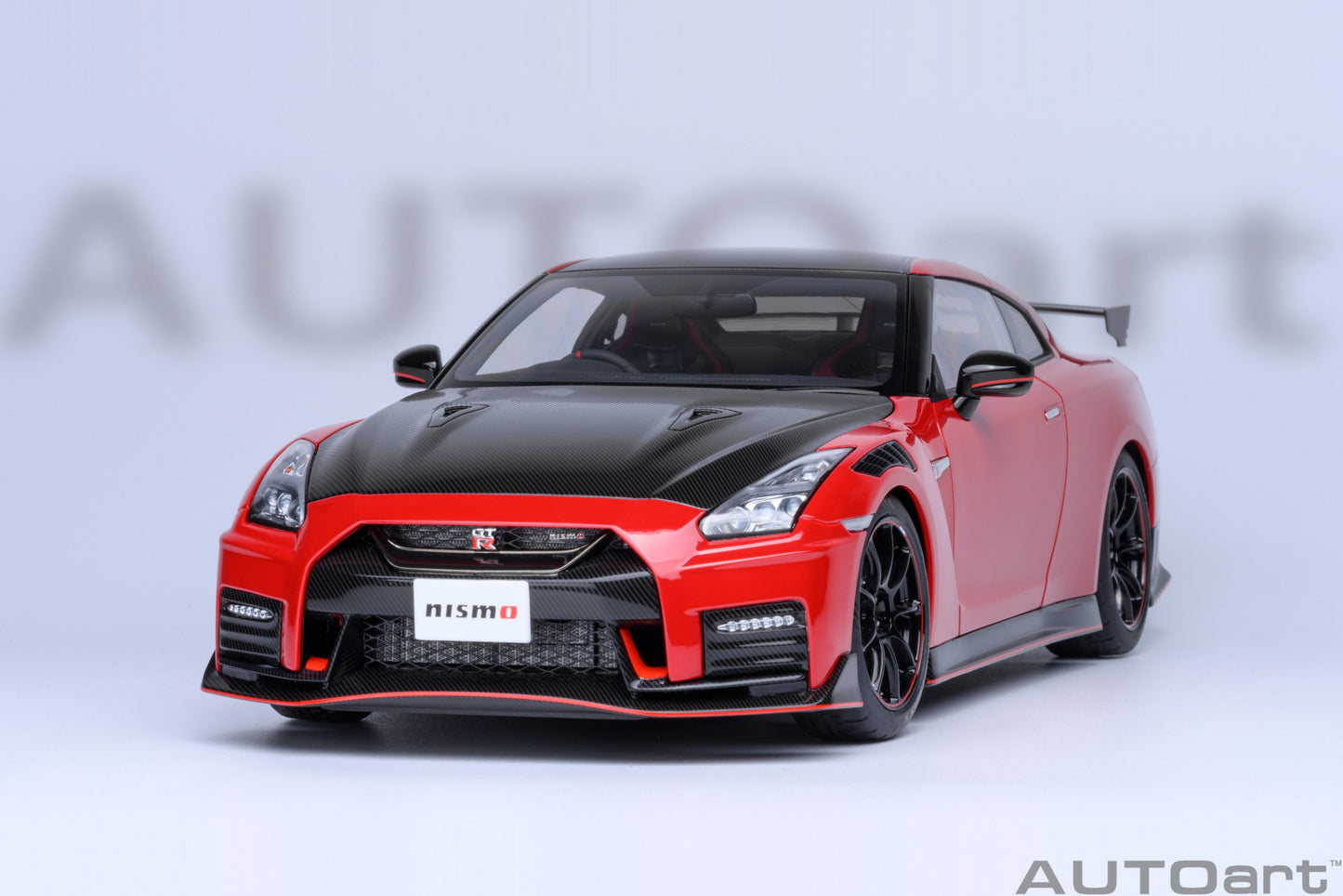 AUTOart 1:18 Nissan GT-R (R35) Nismo 2022 Special Edition (Vibrant Red) 77502