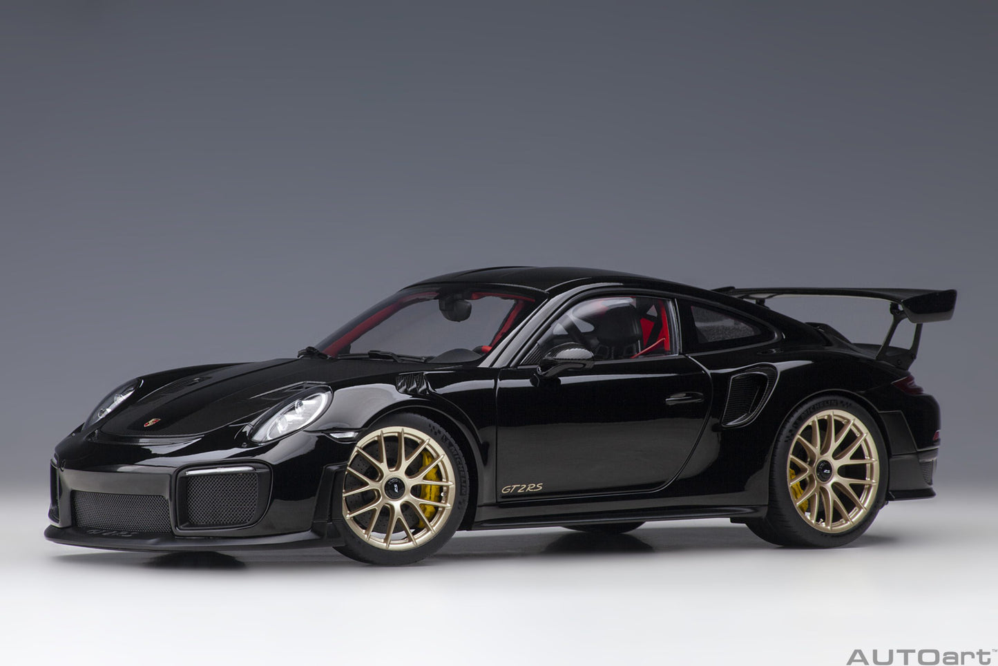 AUTOart 1:18 Porsche 911 (991.2) GT2 RS Weissach Package (Black) 78186