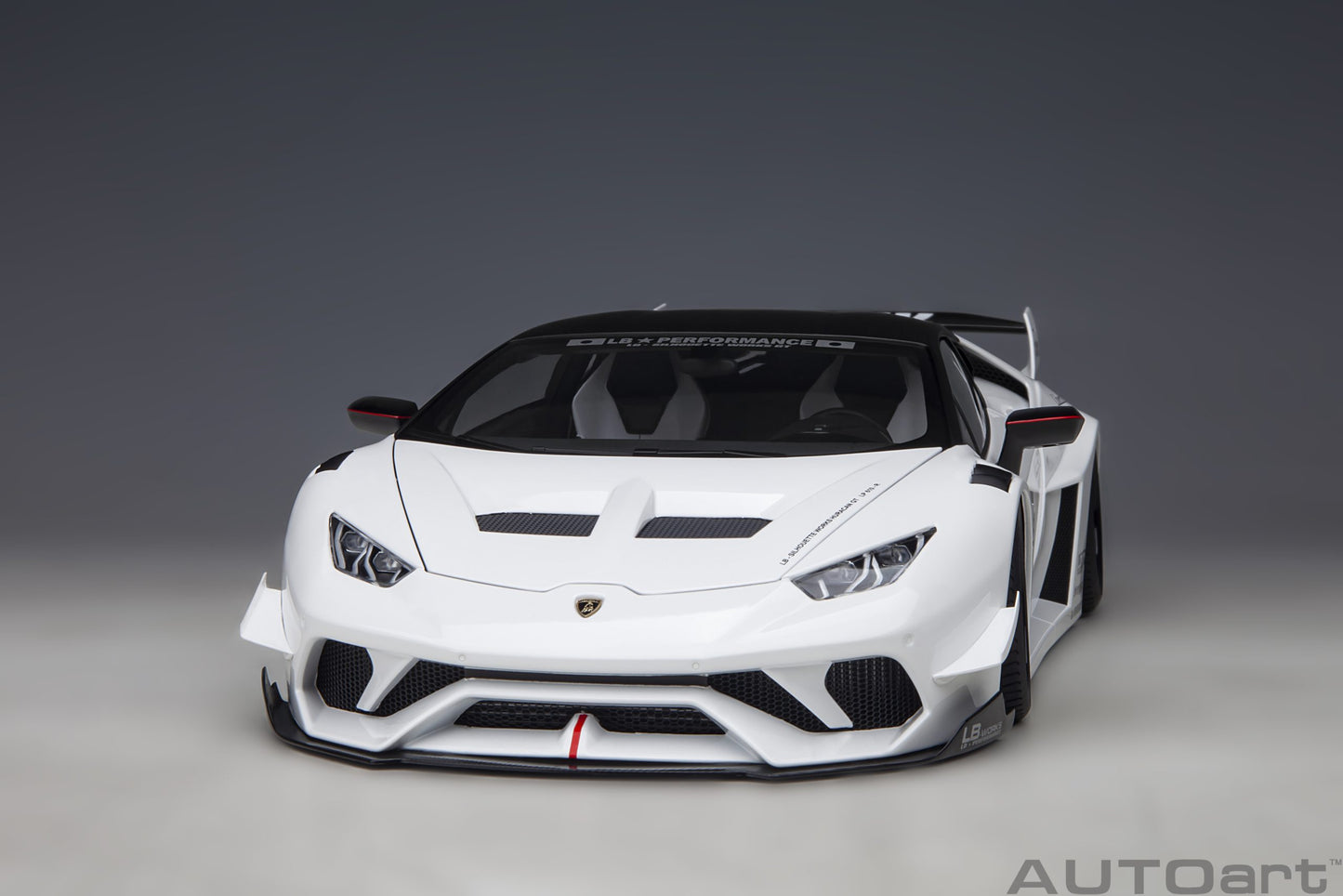 AUTOart 1:18 Liberty Walk LB Silhouette Lamborghini Huracan GT (White) 79125