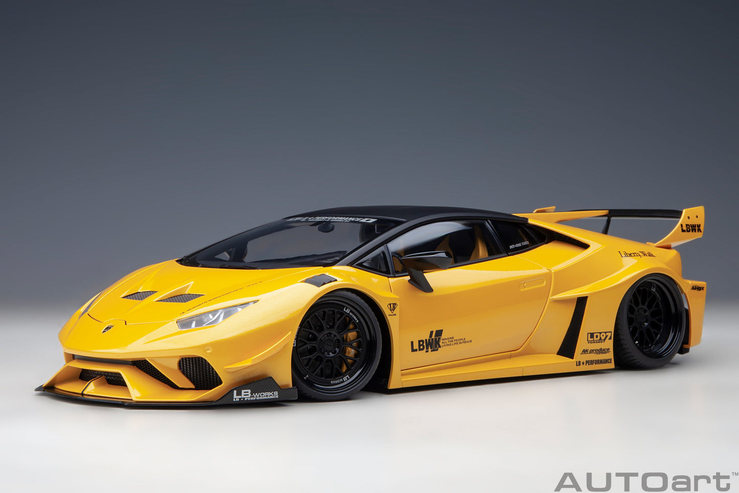 AUTOart 1:18 Liberty Walk LB Silhouette Lamborghini Huracan GT (Metallic Yellow) 79127
