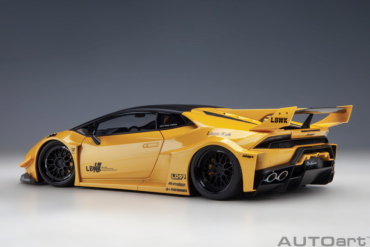 AUTOart 1:18 Liberty Walk LB Silhouette Lamborghini Huracan GT (Metallic Yellow) 79127