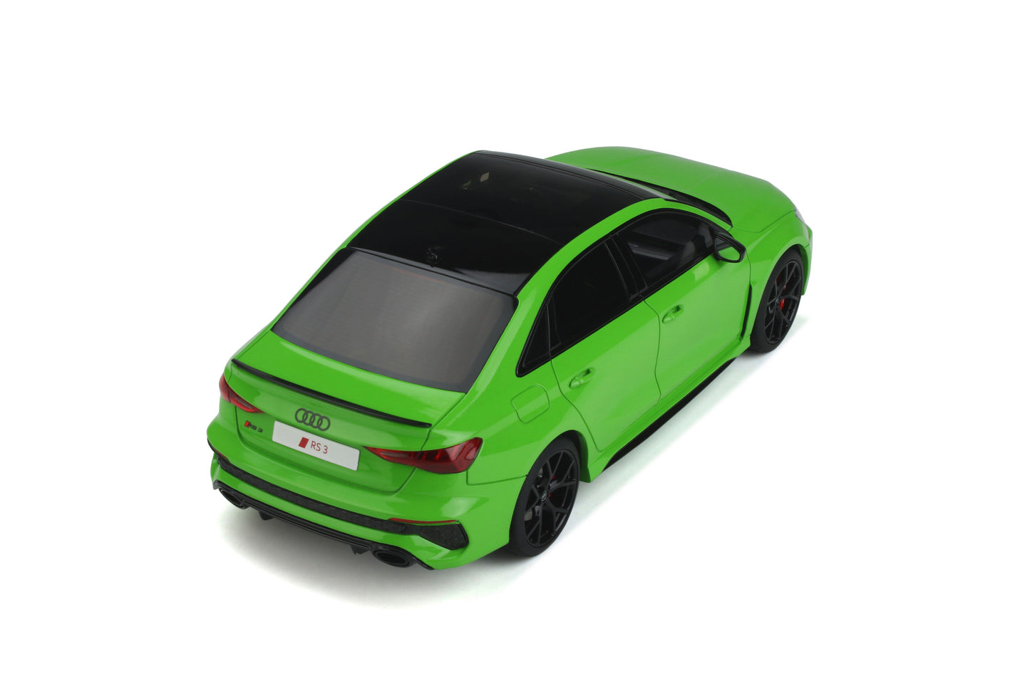 GT Spirit 1:18 Audi RS3 Sedan 2021 GT414