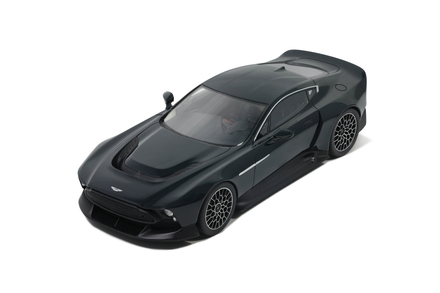 GT Spirit 1:18 Aston Martin Victor 2021 GT428