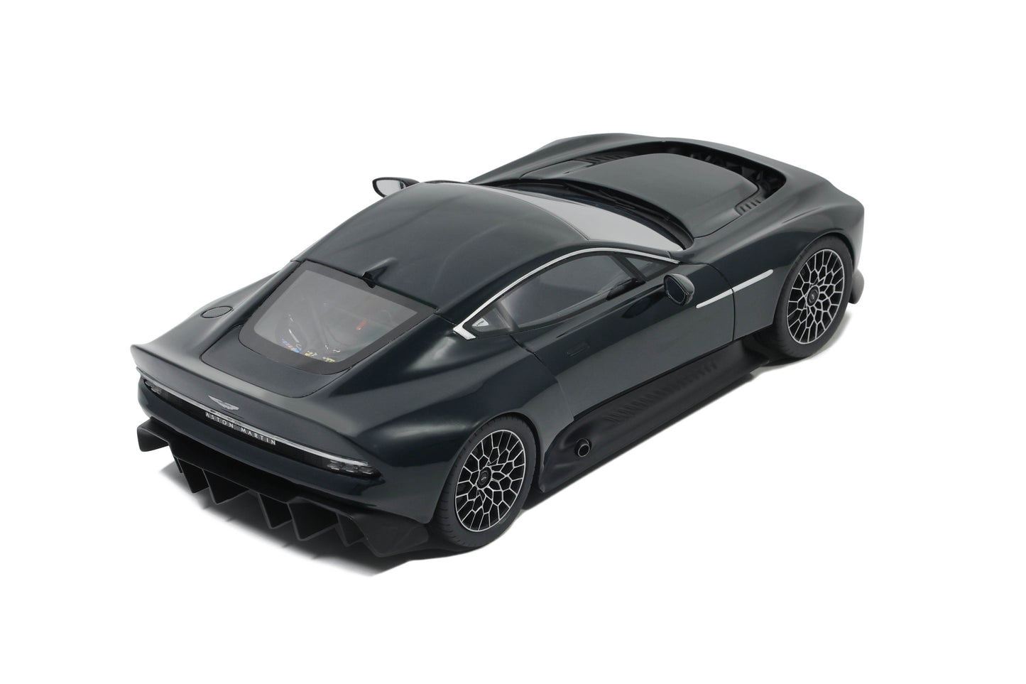 GT Spirit 1:18 Aston Martin Victor 2021 GT428