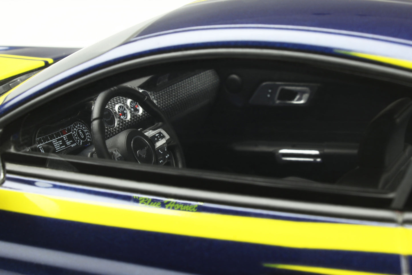 GT Spirit 1:18 Ford Shelby Mustang Super Snake Coupe 2021 GT871
