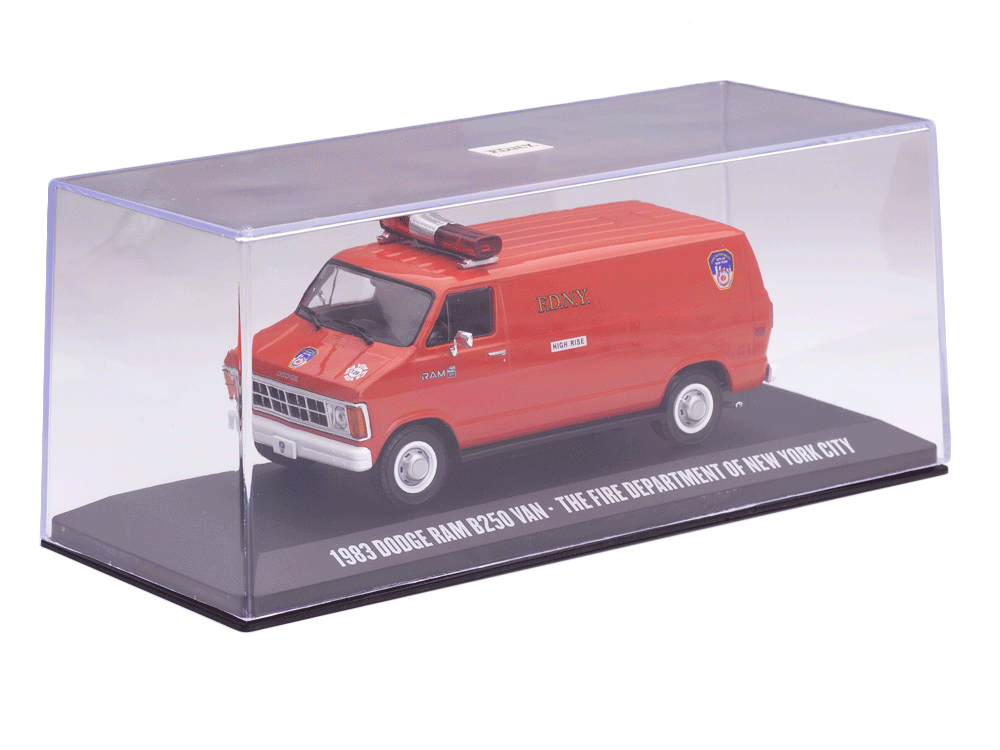 GreenLight 1:43 1983 Dodge Ram B250 Van - FDNY (The Official Fire Department City of New York) 86578