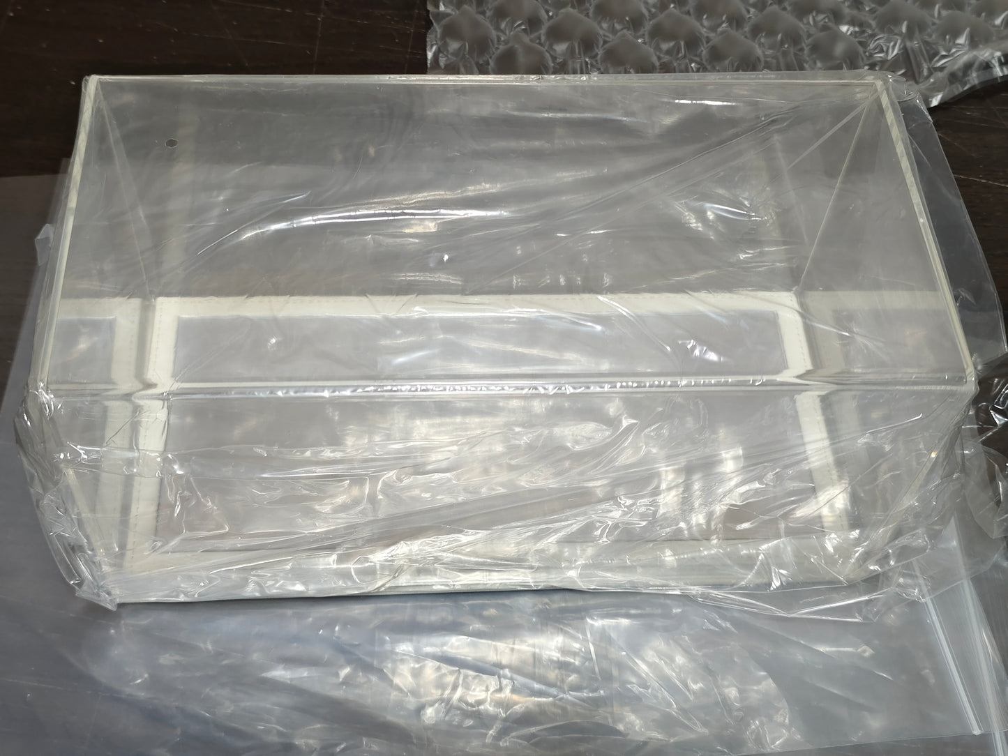 YOMA Display Case Showcase Clear Cover and Mirror White Base DB32LMW (Defective / Clearance Final Sale)