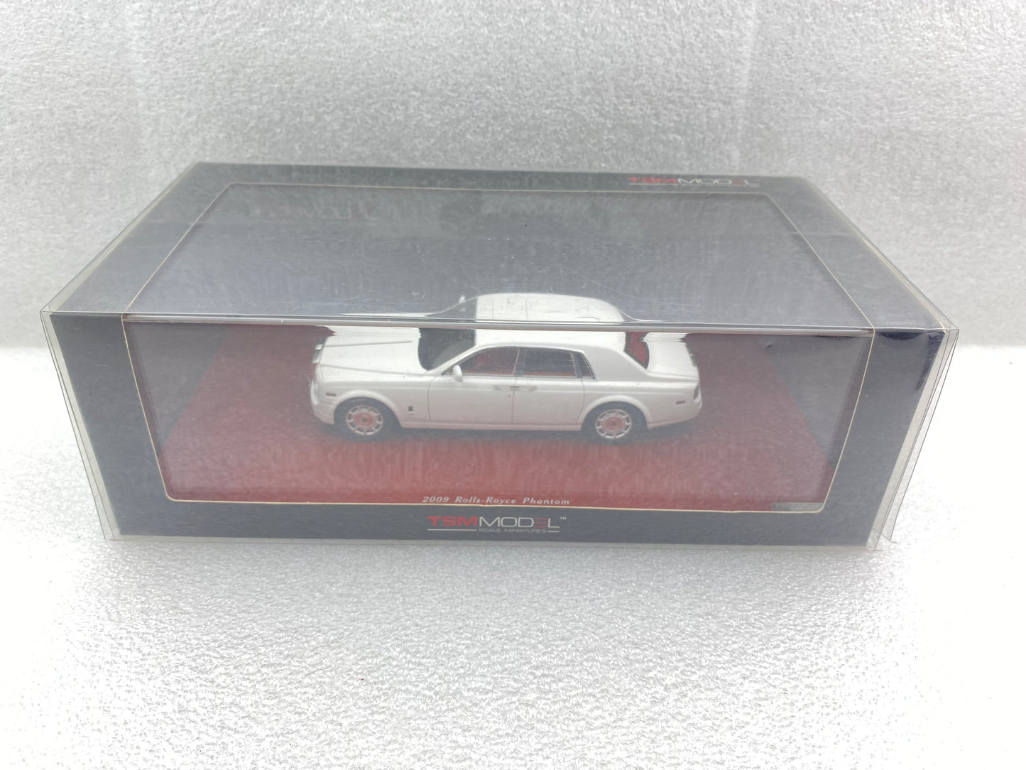 TSM 1:43 Rolls Royce Phantom Coupe 2009 White TSM114324 (Damaged / Clearance Final Sale)