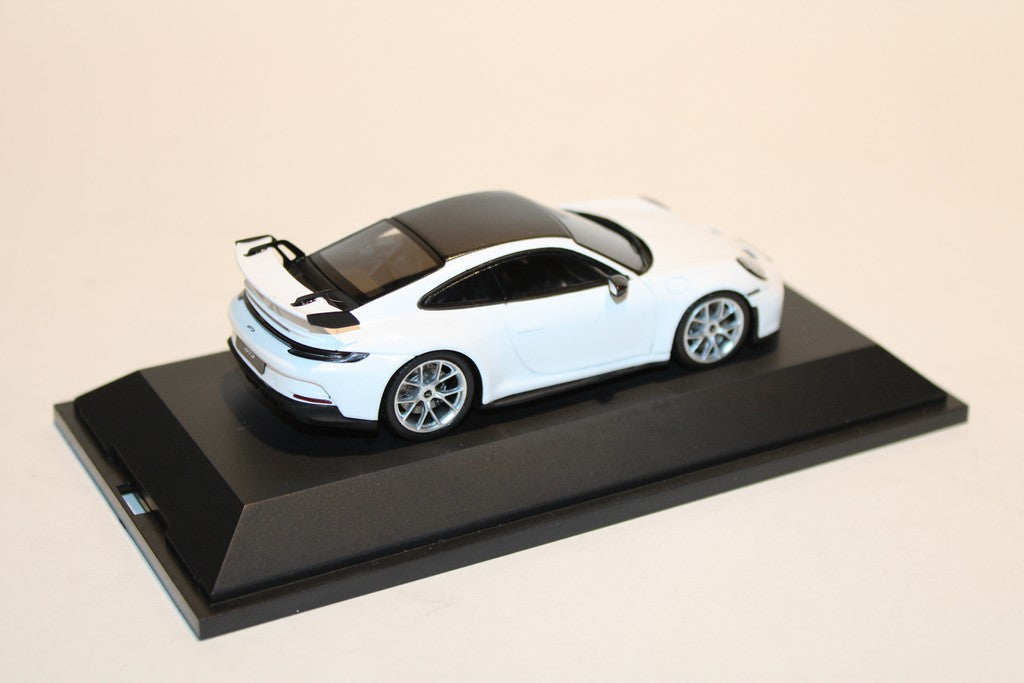 Schuco 1:43 Porsche 911 992 GT3 White 450919100