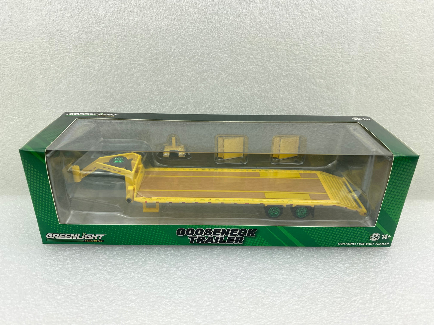 GreenLight Green Machine 1:64 Gooseneck Trailer - Yellow with Red and White Conspicuity Stripes 30485
