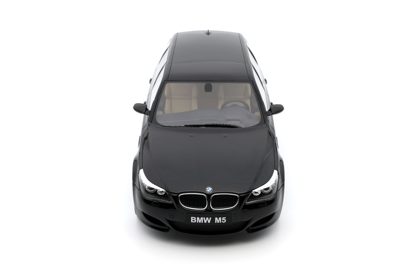 OTTO 1:18 2004 BMW E61 M5 Black Sapphire Metallic 475 OT1020