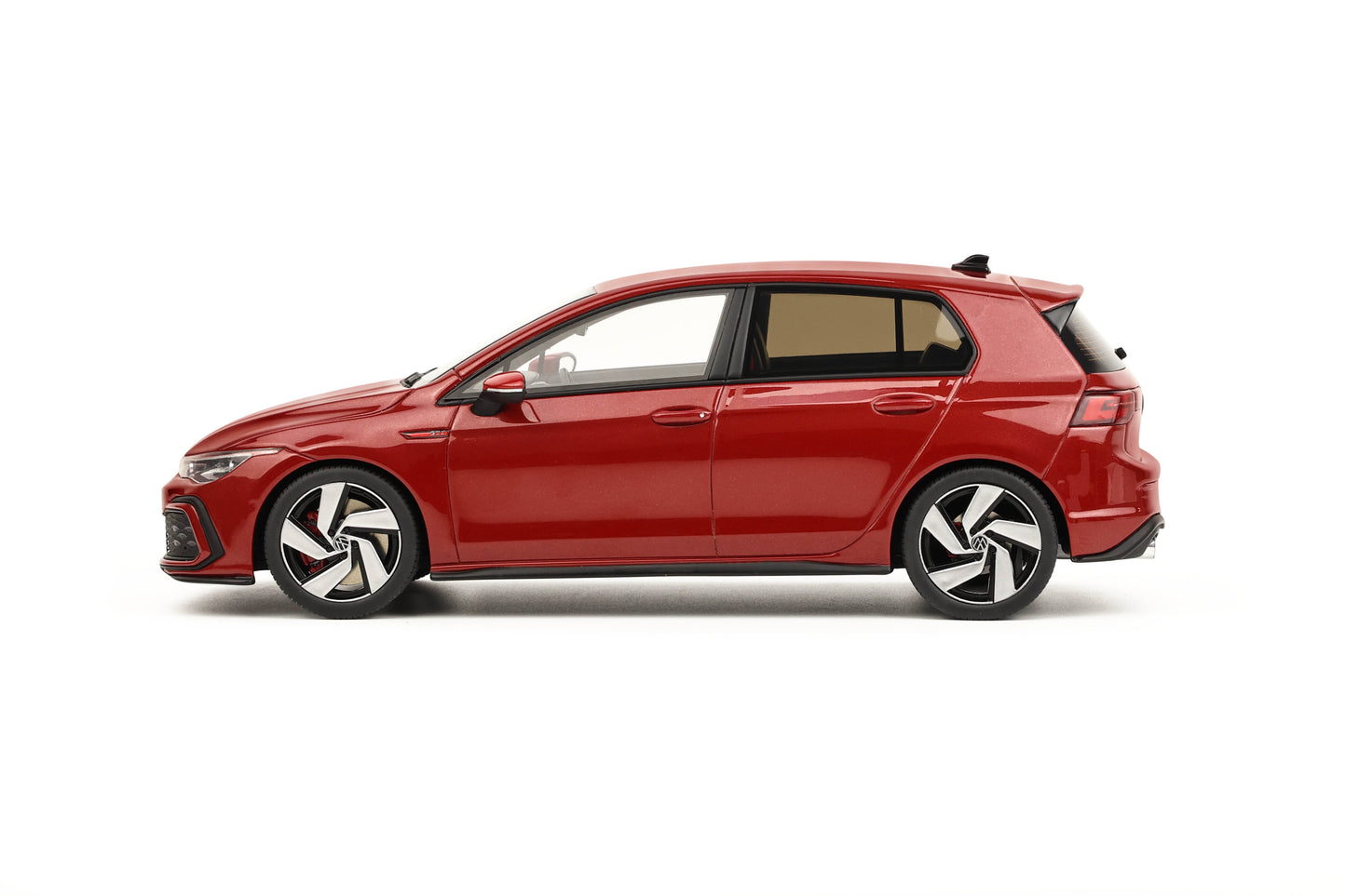 OTTO 1:18 Volkswagen Golf VIII GTI 2021 OT405