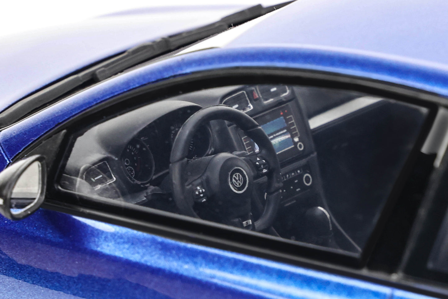 OTTO 1:18 Volkswagen Golf VI R Blue OT412