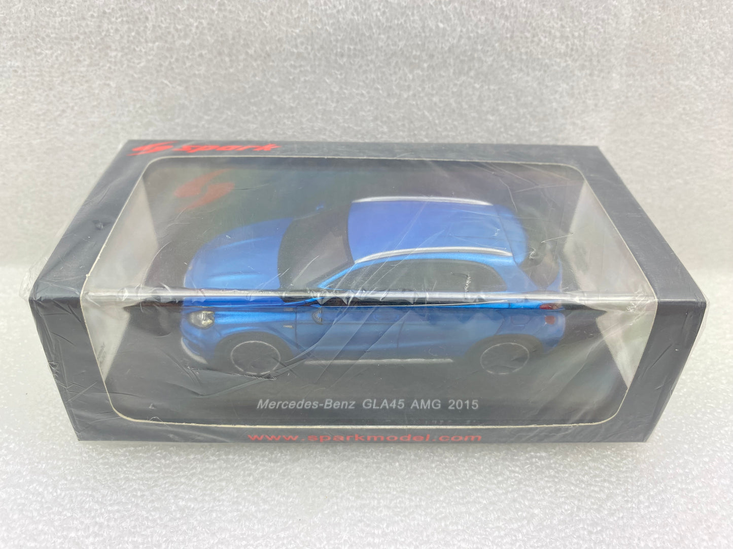 Spark 1:43 Mercedes-Benz GLA 45 AMG 2015 Blue S4912