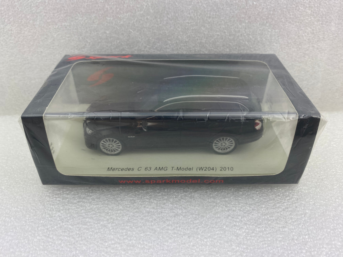 Spark 1:43 Mercedes C 63 AMG T model (W204) S4981