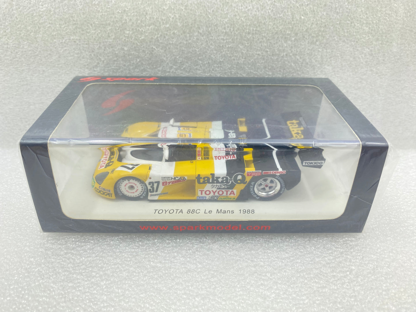 Spark 1:43 Toyota 88C #37 - P.Barilla/T.Needell/H.Ogawa Le Mans 1988 S5243