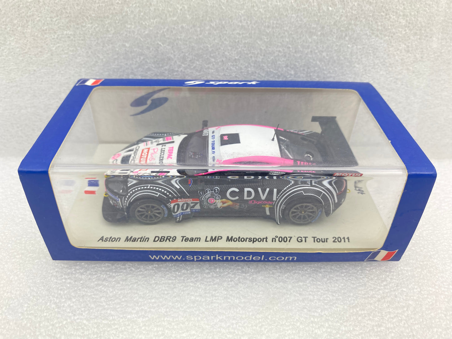 Spark 1:43 Aston Martin DBR9 Team LMP Motorsport #007 P.Lamic/F.Gabillon - GT Tour 2011 SF026