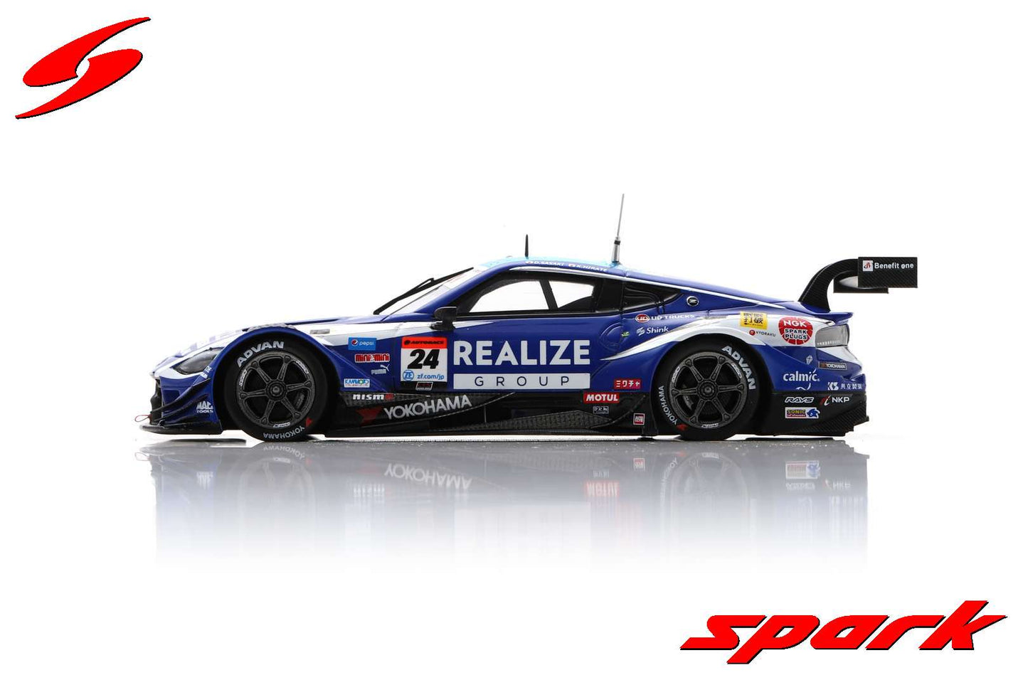 Spark 1:43 REALIZE Corporation ADVAN Z No.24 KONDO RACING Nissan Z GT500 SUPER GT 2023 Daiki Sasaki - Kohei Hirate SGT059