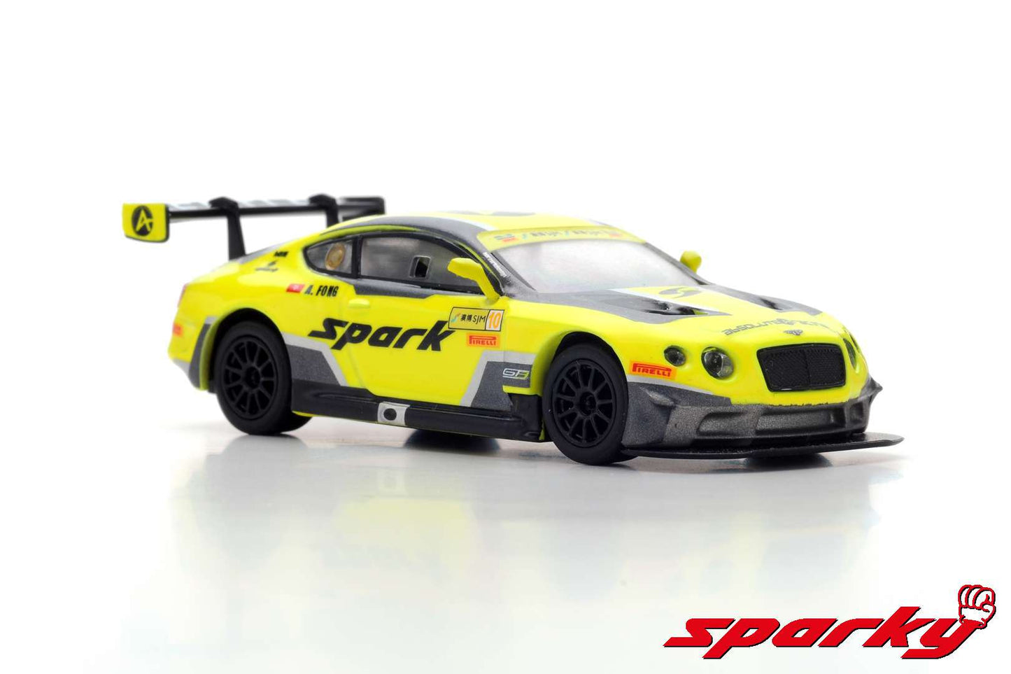 Spark 1:64 Bentley Continental GT3 #10 5th Macau GP FIA GT World Cup 2016 Bentley Team Absolute Adderly Fong Y105