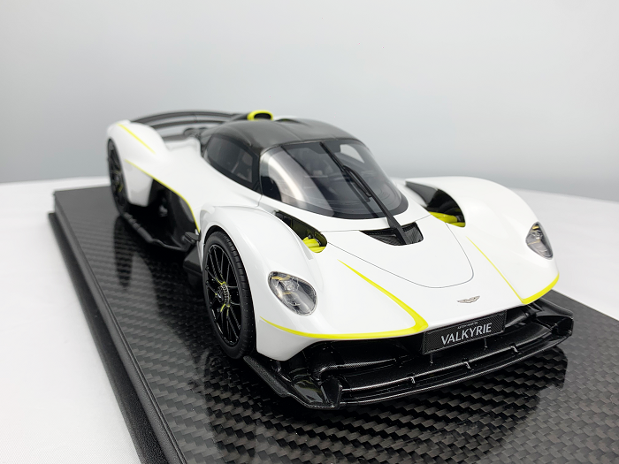 Frontiart 1:18 Aston Martin Valkyrie Pearl White F106-29