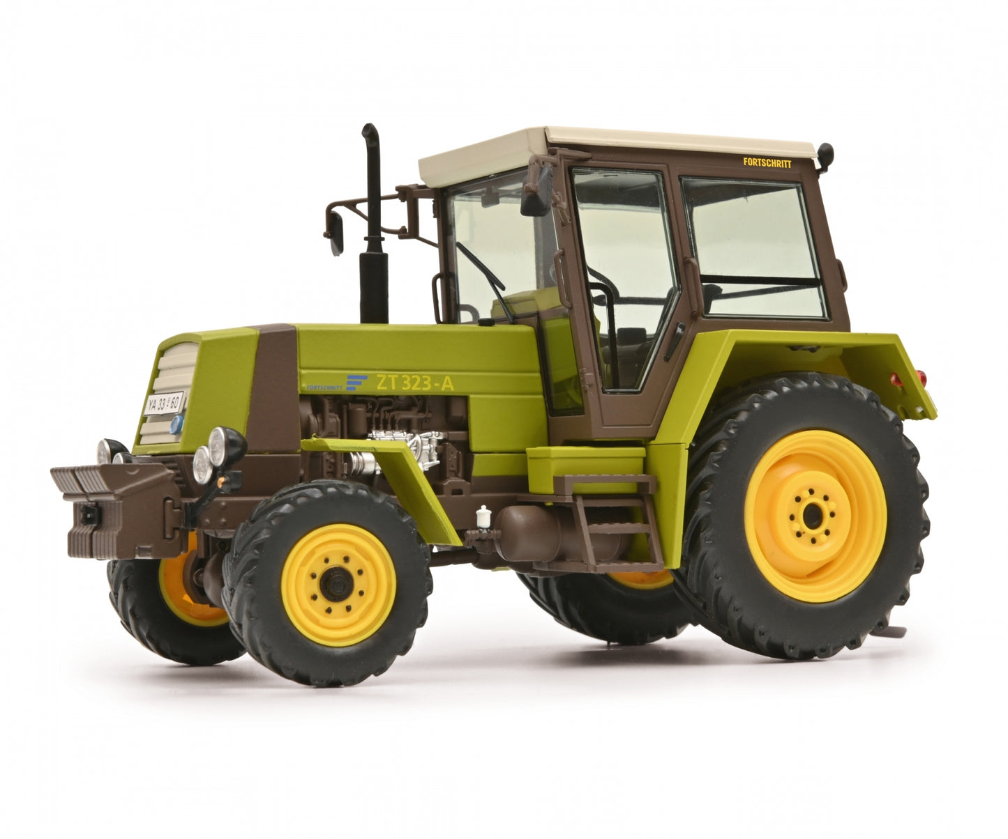 Schuco 1:32 Fortschritt ZT 323 Tractor 450783300
