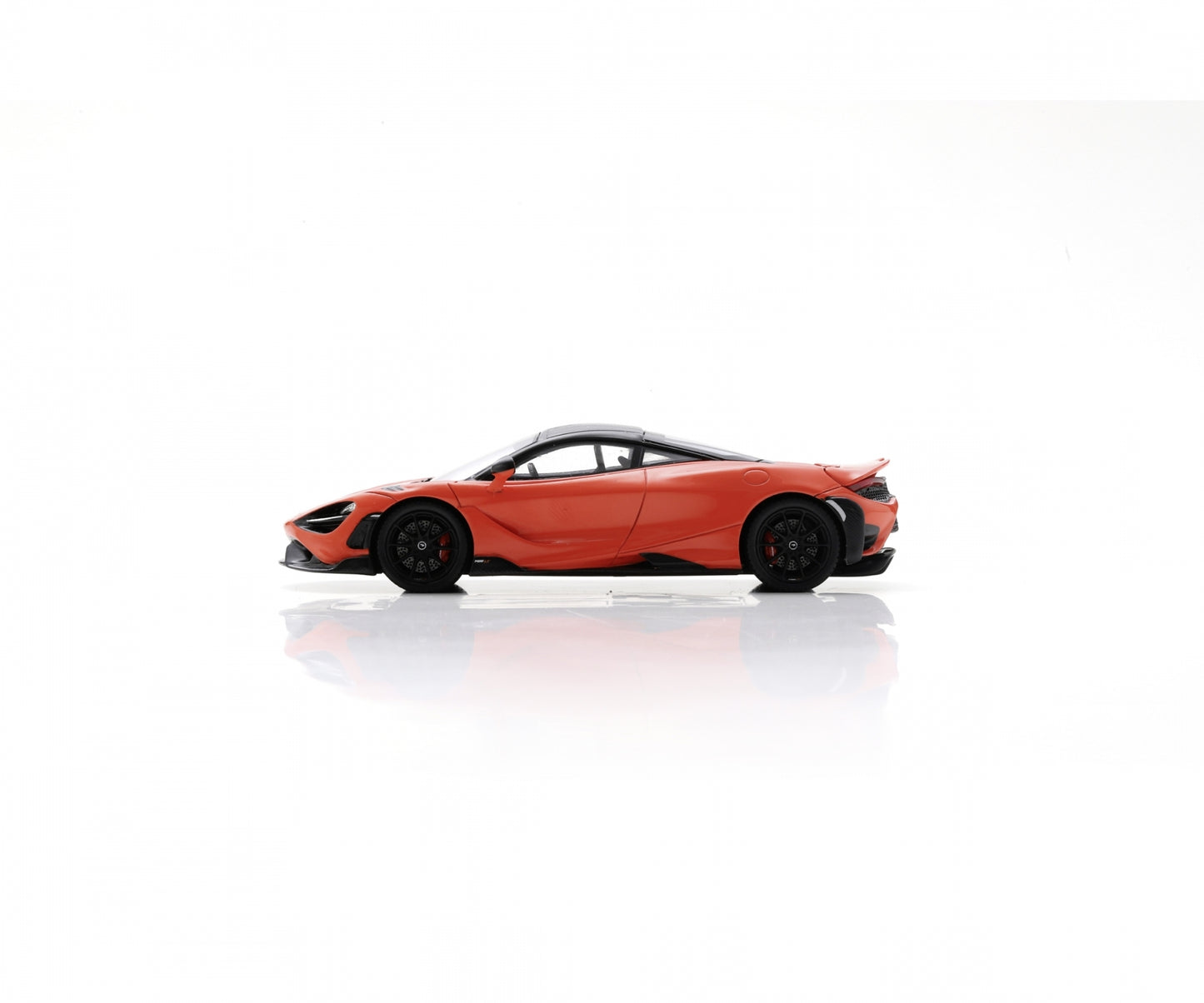 Schuco 1:43 McLaren 765LT Orange 450926800