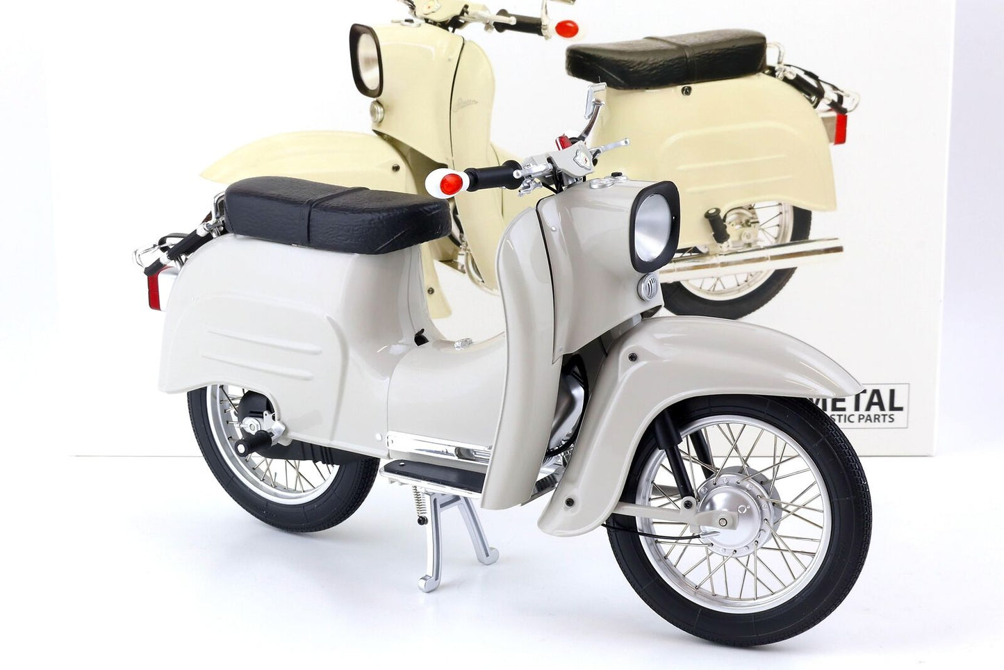 Schuco 1:5 Simson Schwalbe KR51/1 Motorcycle 450091000