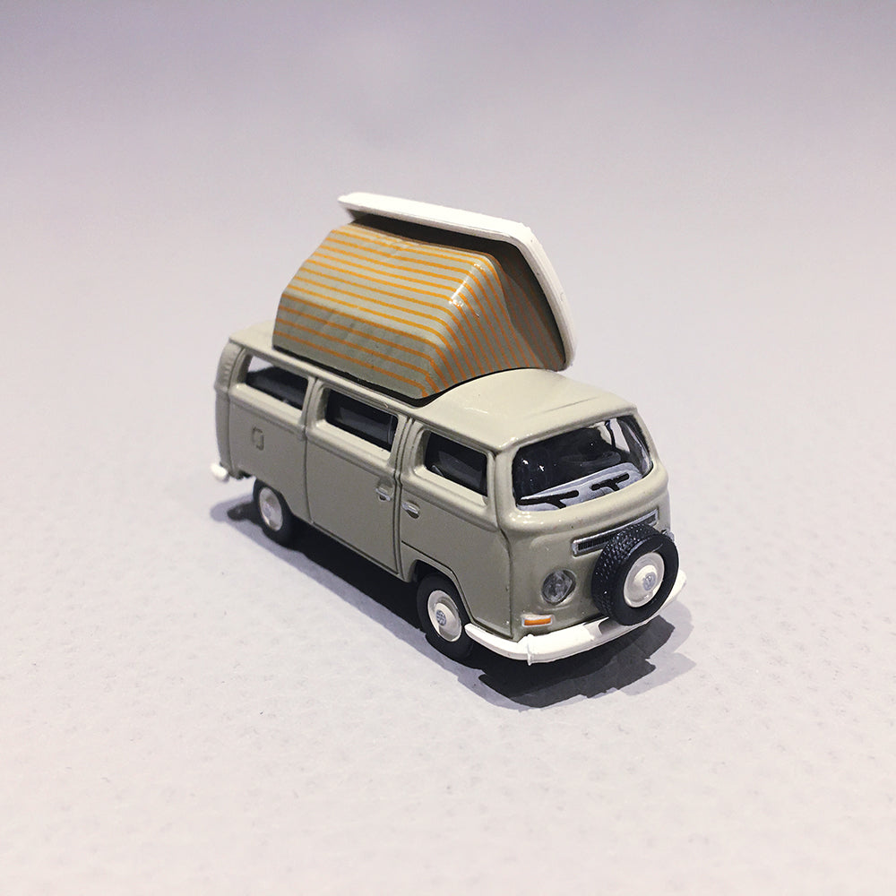 Schuco 1:87 Volkswagen T2 Camping Bus 452670800