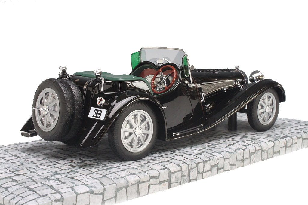 Minichamps 1:18 Bugatti Type 54 Roadster 1931 107110160