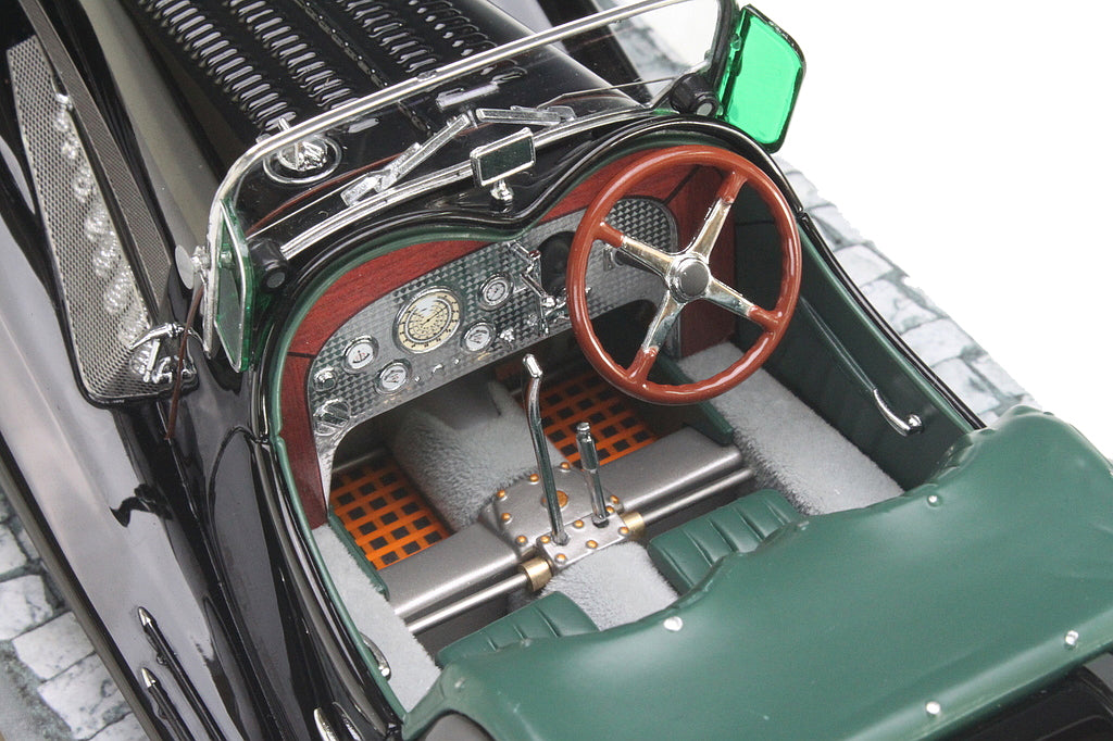 Minichamps 1:18 Bugatti Type 54 Roadster 1931 107110160
