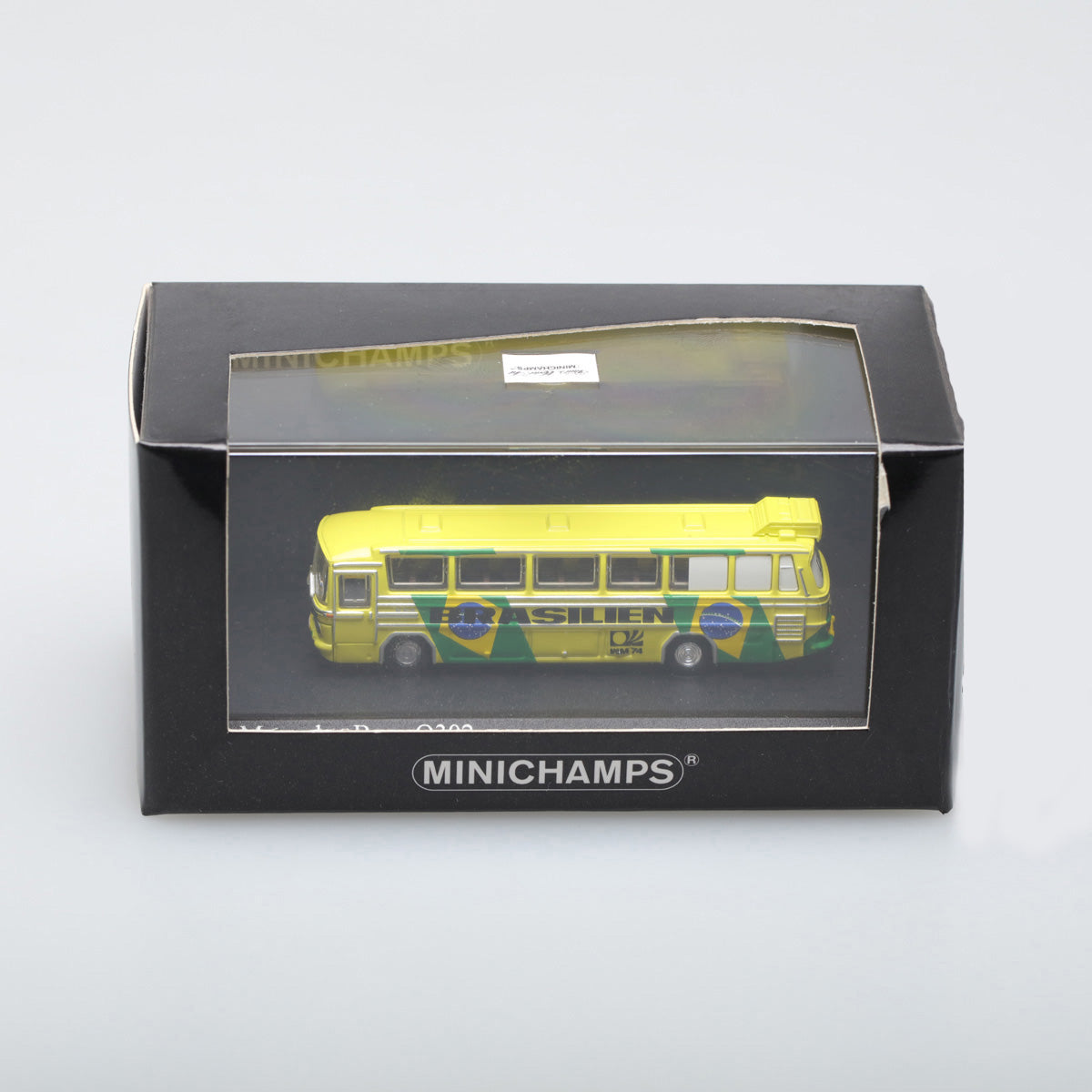 Minichamps 1:160 Mercedes-Benz O302 (LHD) Fussball-Weltmeisterschaft 1974 Mannschaftsbus Brasilien 169035186