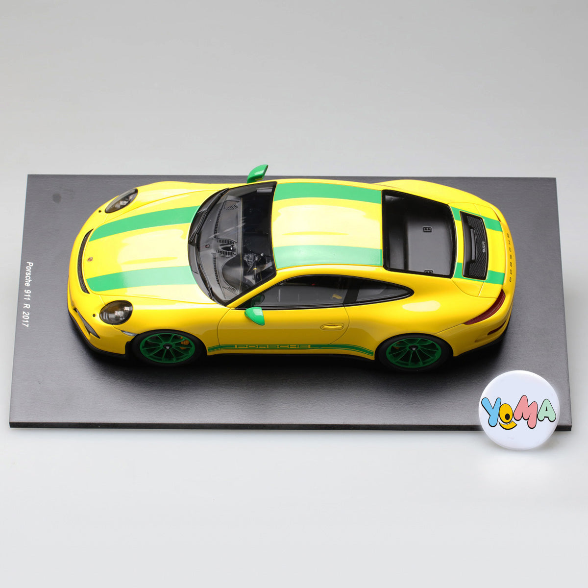 Spark 1:18 Porsche 911 991R Coupe 2016 Yellow Green 18S259
