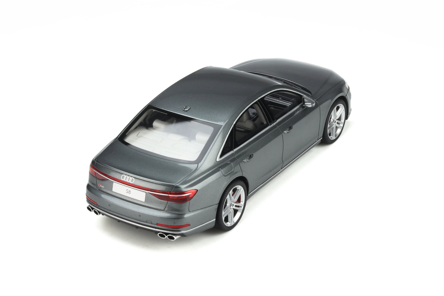 GT Spirit 1:18 2020 Audi S8 Daytona Grey GT856