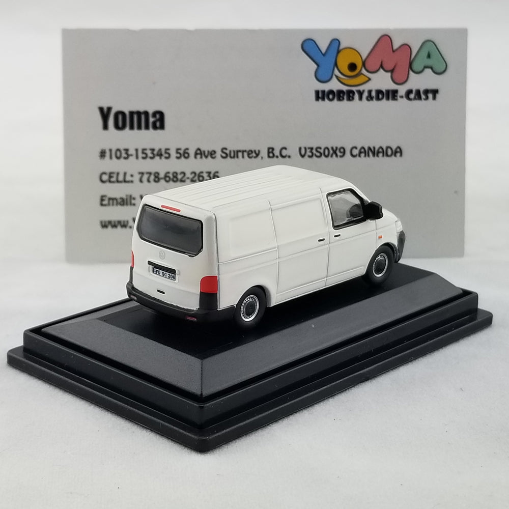 Schuco 1:87 Volkswagen T5 van 452597900