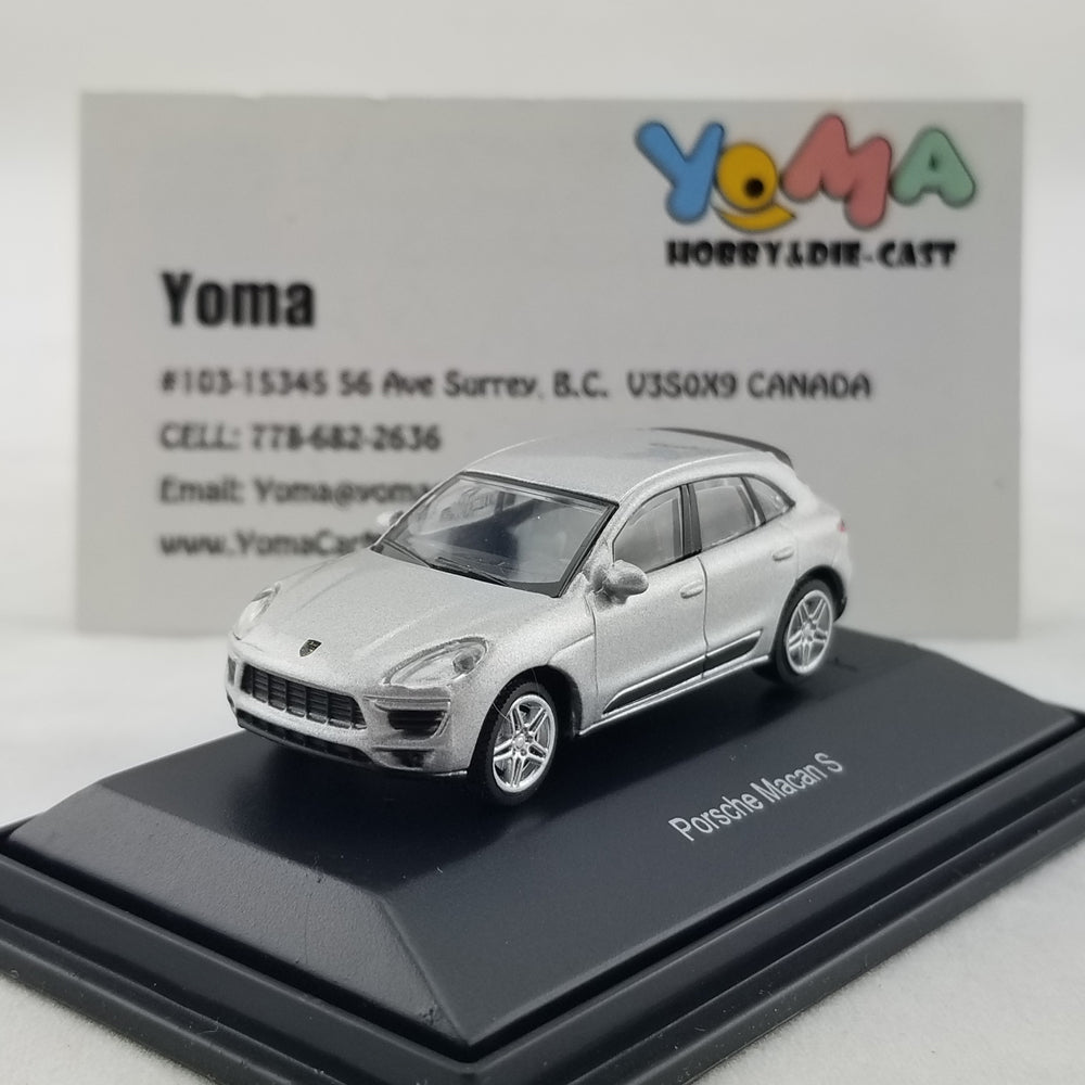 Schuco 1:87 Porsche Macan S Silver 452621500