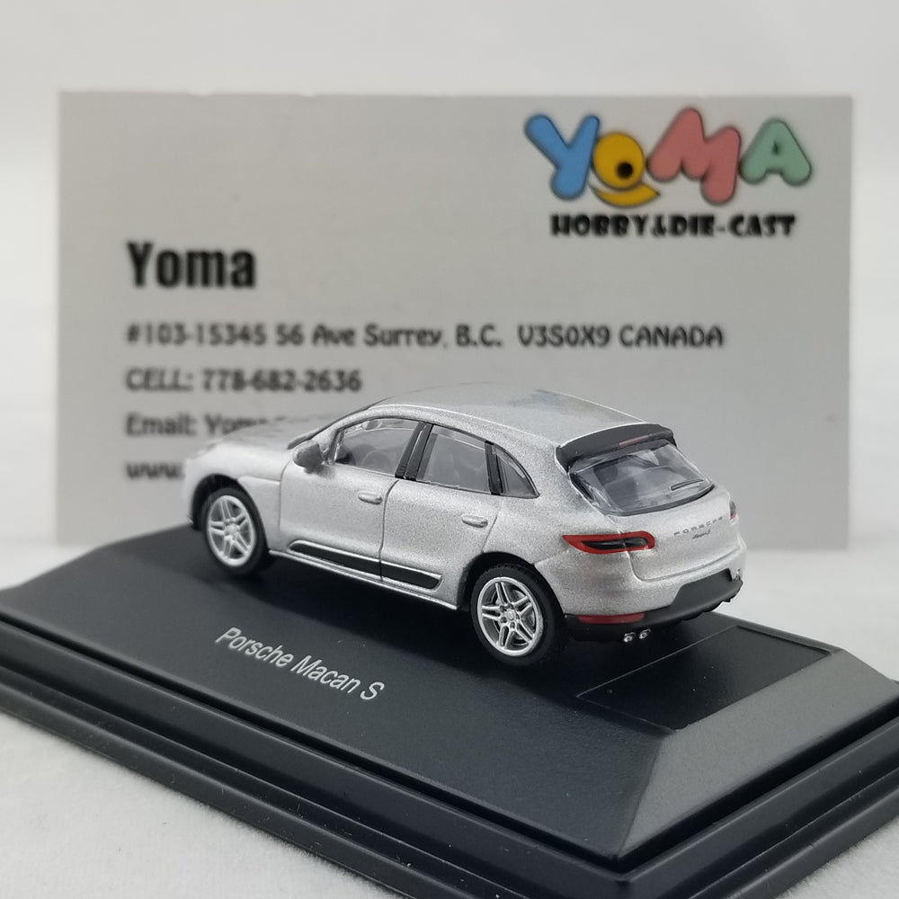 Schuco 1:87 Porsche Macan S Silver 452621500